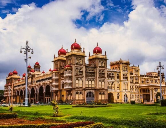 ব্যাঙ্গালোর – মহীশূর – উটি – কুন্নুড়